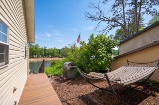 5 Min to Colgate, Sleeps 6, Lake View, Fire Pit - 3