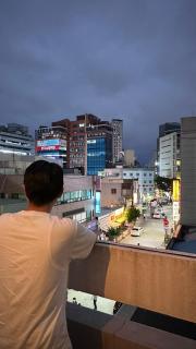 Rooftop Stay, Enjoy the night view of Dongseong-ro - 8