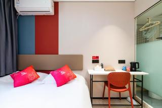 Ai Mo Hotel - Chengdu Yipin Tiansha Branch - 3