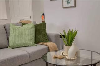 Modern Charming 3BR Home in Wolf Willow - 5