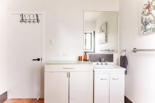 Chandler Guesthouse - Near Sleeman Sports - 1
