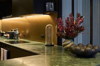 Refined Heritage Suite in the Heart of Auckland - 7