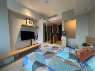 u residence 2 golf view studio lippo karawaci - 3