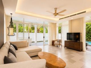 Da Nang Premier Villas Retreat by Hanah - 3