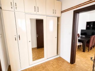 The Spacious Haven in Prishtina - 4