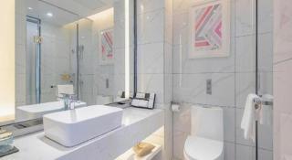 Borrman Hotel Guigang Pingnan Donghu - 1