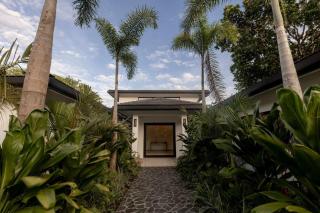 Beachfront Grand Villa at Playa Venao with Pool - 0