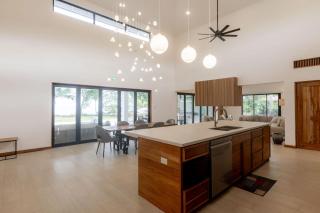 Luxury Beachfront Villa Estate with Private Pool - 2