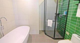 GreenTree Inn Express Zhangjiagang Hexing Town Shazhou Professional Institue of Technology - 7