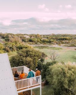 Ocean View - Seaside Getaway Near Surfers Point - 9