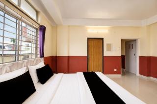 Hotel O City Centre Mall Formerly Guwahati Stay Inn - 2