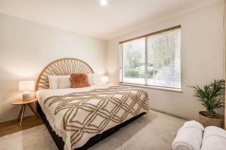 Banksia at Whitesands - Loft-Style Living by the Bay - 1