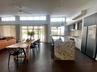 The Loop - Rural Retreat with Pool & Valley Views - 6