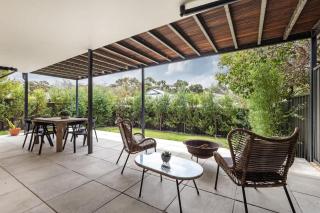 Arbre Retreat - Serene Bushland Escape Near Beach - 9