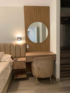 Moderno Departamento en San Isidro - Ubicación Premium, WiFi y Confort - 8