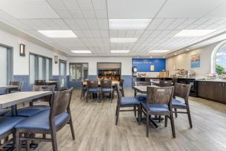Days Inn & Suites by Wyndham Thunder Bay - 4