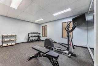 Days Inn & Suites by Wyndham Thunder Bay - 3