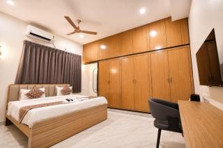 Hotel SSV Suites Premium Near HItech City, Madhapur - 4