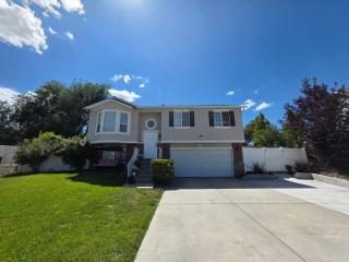 Private Queen Room 12 minutes from SLC Airport free Wifi - 2