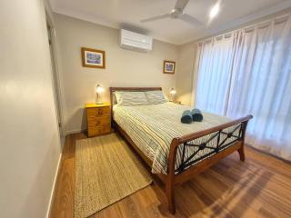 Entire house near North Lakes, Brisbane, Australia - 4