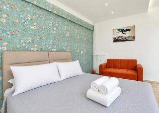 Riviera Escape - Stylish 1BR Near the Sea by ΜΡS - 0