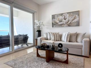 Moikkarentals Beachfront 1BR Harbor171-N1702 PV - 6