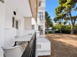 Riviera Escape - Stylish 1BR Near the Sea by ΜΡS - 3