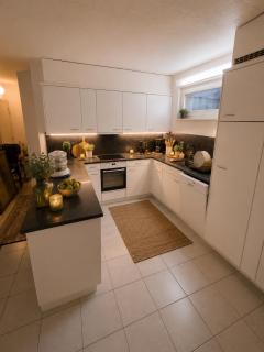 Grand appartement complet de 188m2 en plein centre de Crans - 3