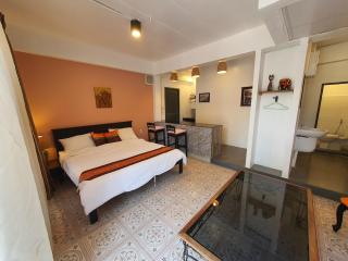 thapai gate temple view walk everywhere cozy home - 6