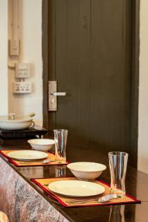 thapai gate temple view walk everywhere cozy home - 4