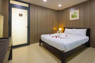 Diamond Crown Riverside - 5