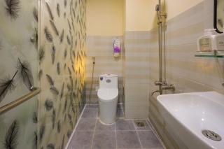 Diamond Crown Riverside - 1