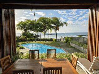 ReefScape Beachfront Residence - 0