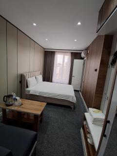Comfort Hotel - 8