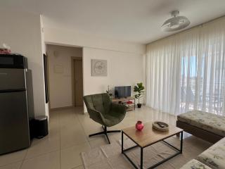 Azure Nest Oroklini 2br shared pool - free parking - 2