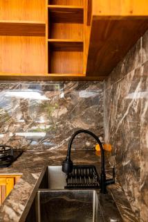 Run's Villa by Dhananjaya Hospitality - 1