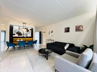 Luxurious 3-Bedroom Apartment in Johannesburgs Waterfall Area - Johannesburg - 9