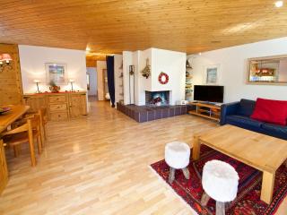 Schweizerhof Ferienwohnungen Lenzerheide 3 - 3