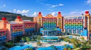 Dolphin Bay Hotel - 1