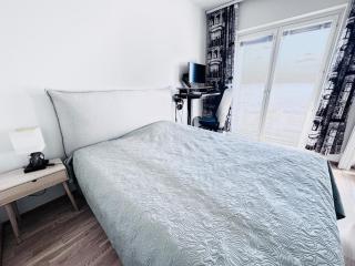 Morden Sun Suites - 5