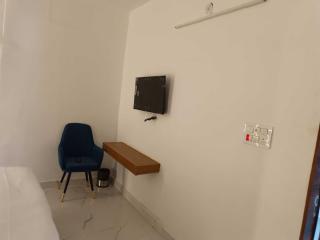 Hotel O A5 Blue - 2