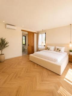 Stunning Newly Renovated 3BRVilla-Walk to theBeach - 9