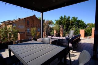 GuestHost - Cozy Terrace Flat Historic Center - 2