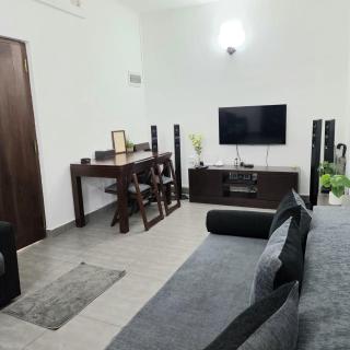 Home in the Heart of Town - 3