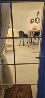 Luni Studio Apartment with garden - 9