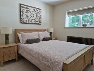 Thorn Tree Cottage - 3