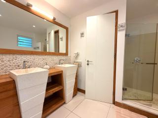 Beachfront Penthouse - Panoramic Ocean View - 5