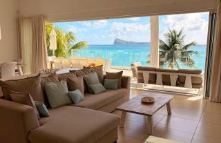 Beachfront Penthouse - Panoramic Ocean View - 0