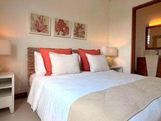 Beachfront Penthouse - Panoramic Ocean View - 7