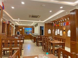 Shine Boutique Hotel - 8